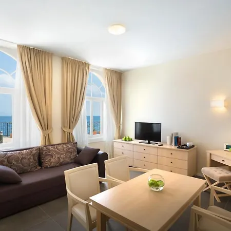 Belvedere - By Liburnia & *